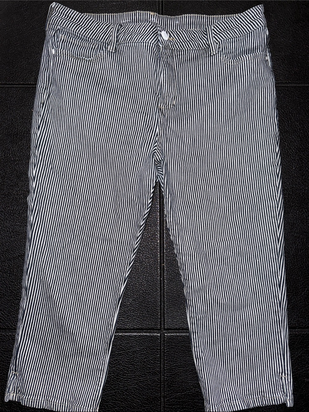 St. John's Bay Black and White Pinstripe Capri Jeans